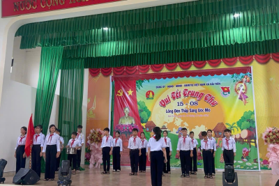 Vui Tết Trung thu 2025 – Lồng đèn thắp sáng ước mơ